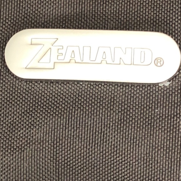 Zealand Nylon Travel Double Handle Three Entry Shoulder Bag - Picture 5 of 17